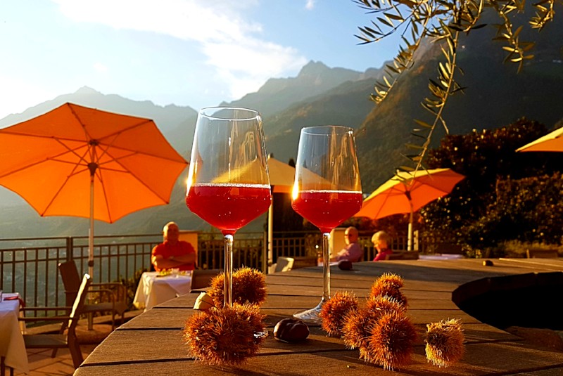 Kastanien, neuer Wein und Sonne pur...